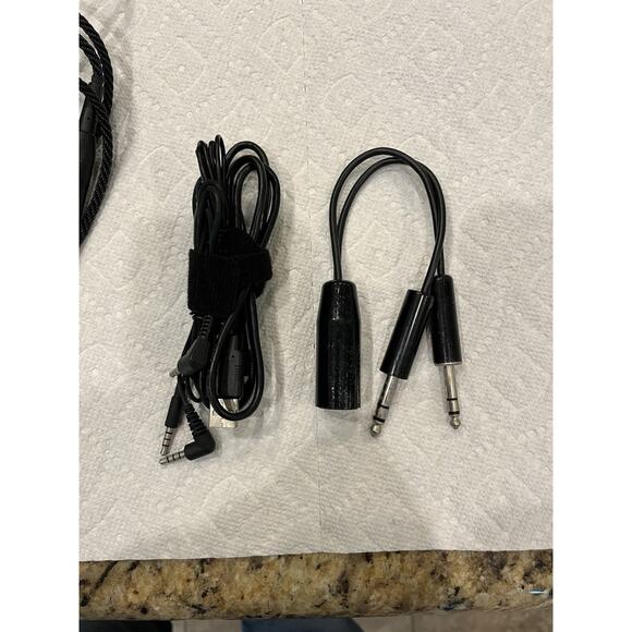 Lightspeed Zulu PFX ANR Single Helicopter Plug with Dual Plug Adaptor Headset - Picture 3 of 5